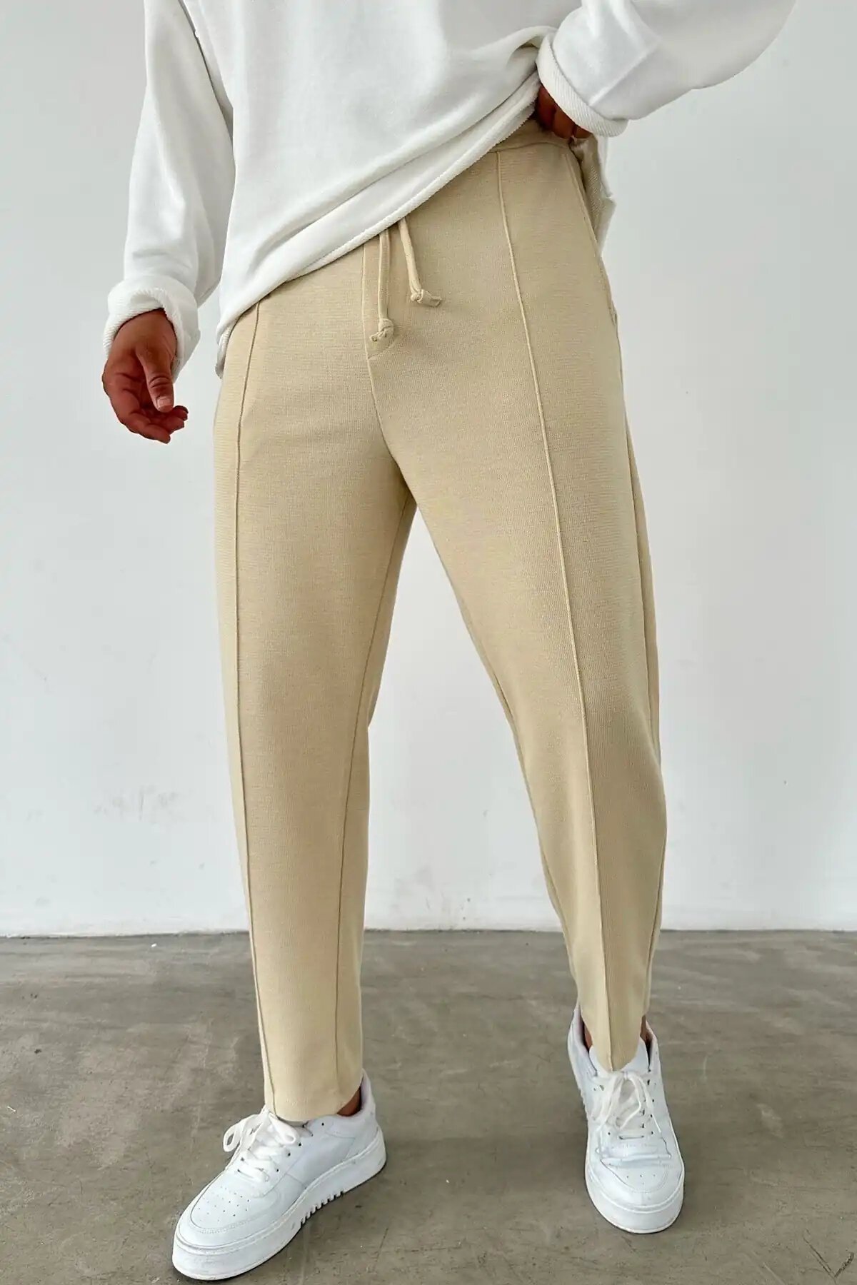 High-Waisted Boyfriend Pants Cream