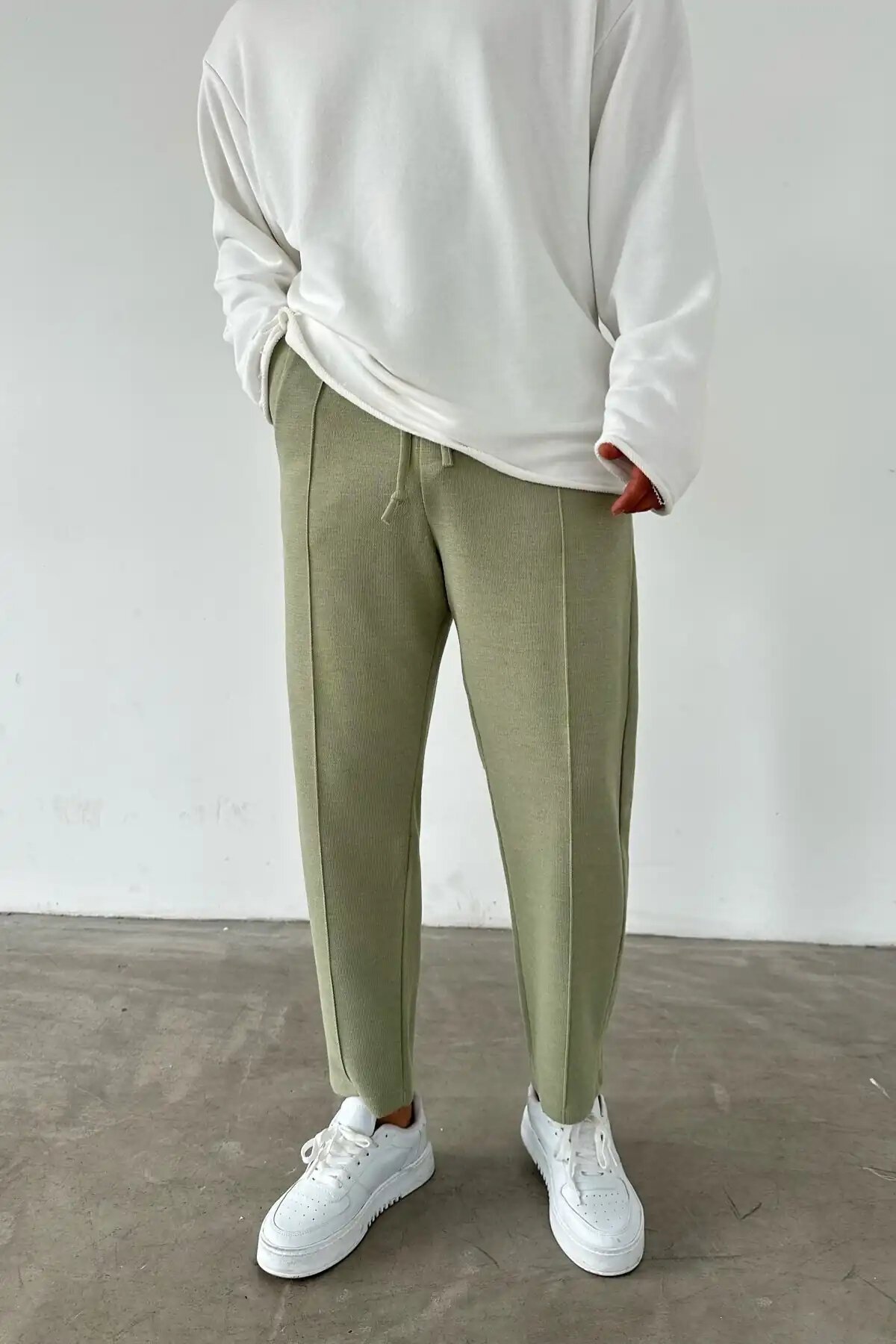 High-Waisted Boyfriend Pants Green