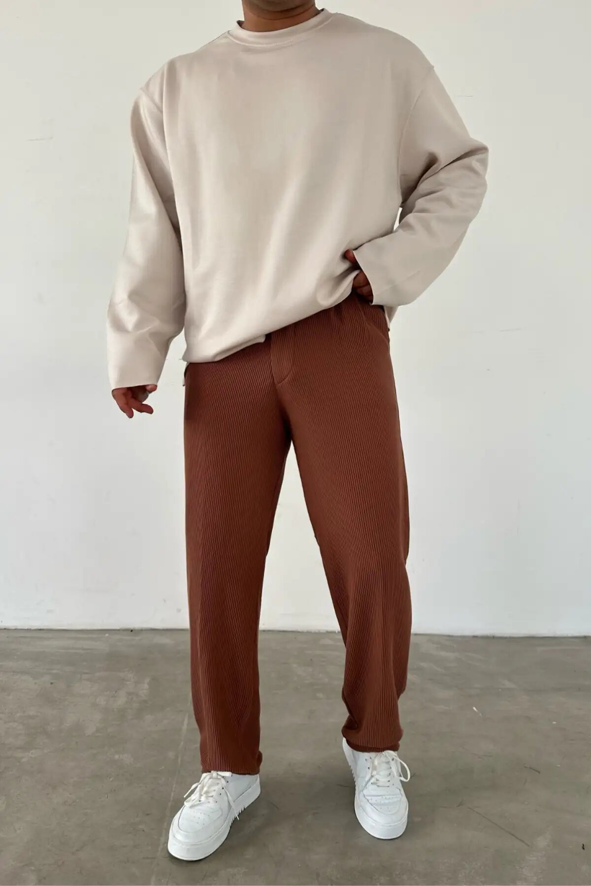 Ribbed Pleated Pants Brown