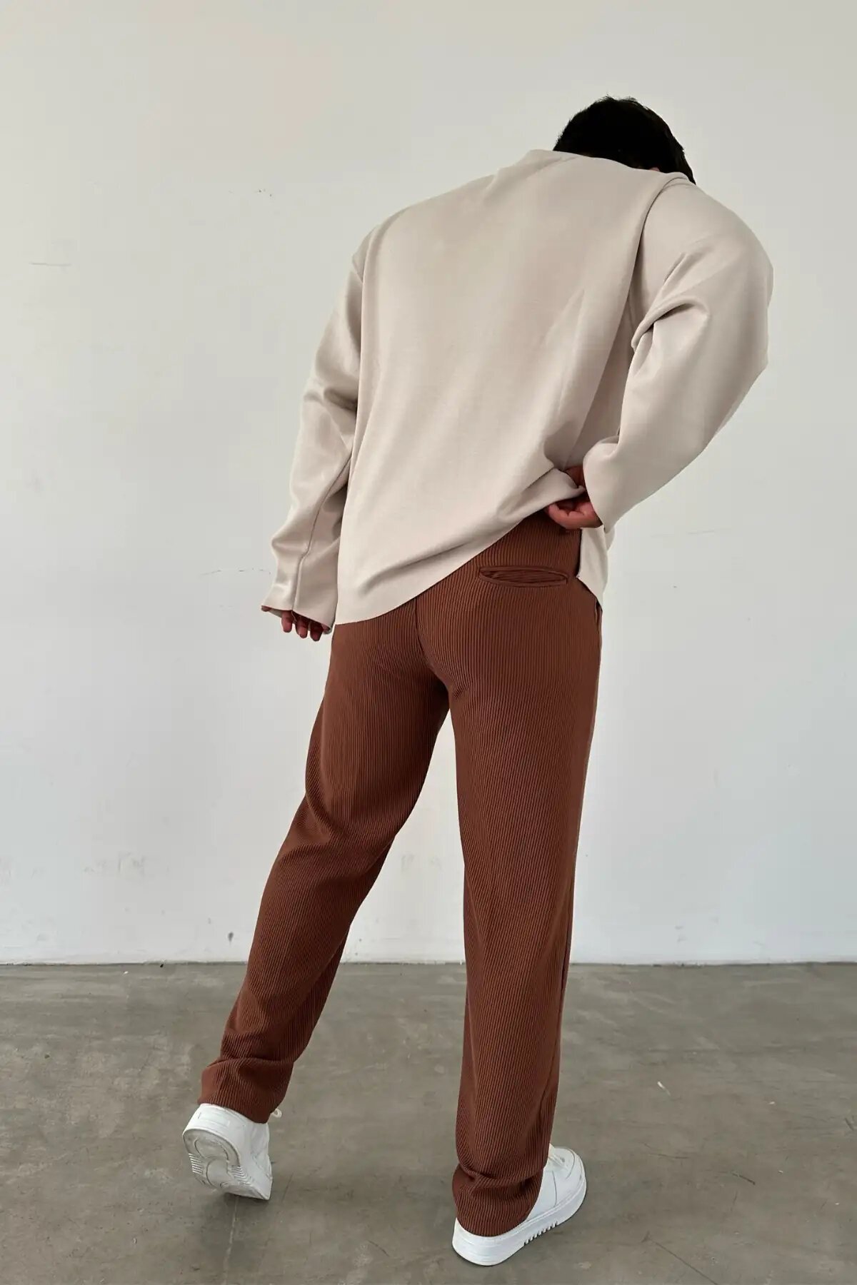 Ribbed Pleated Pants Brown