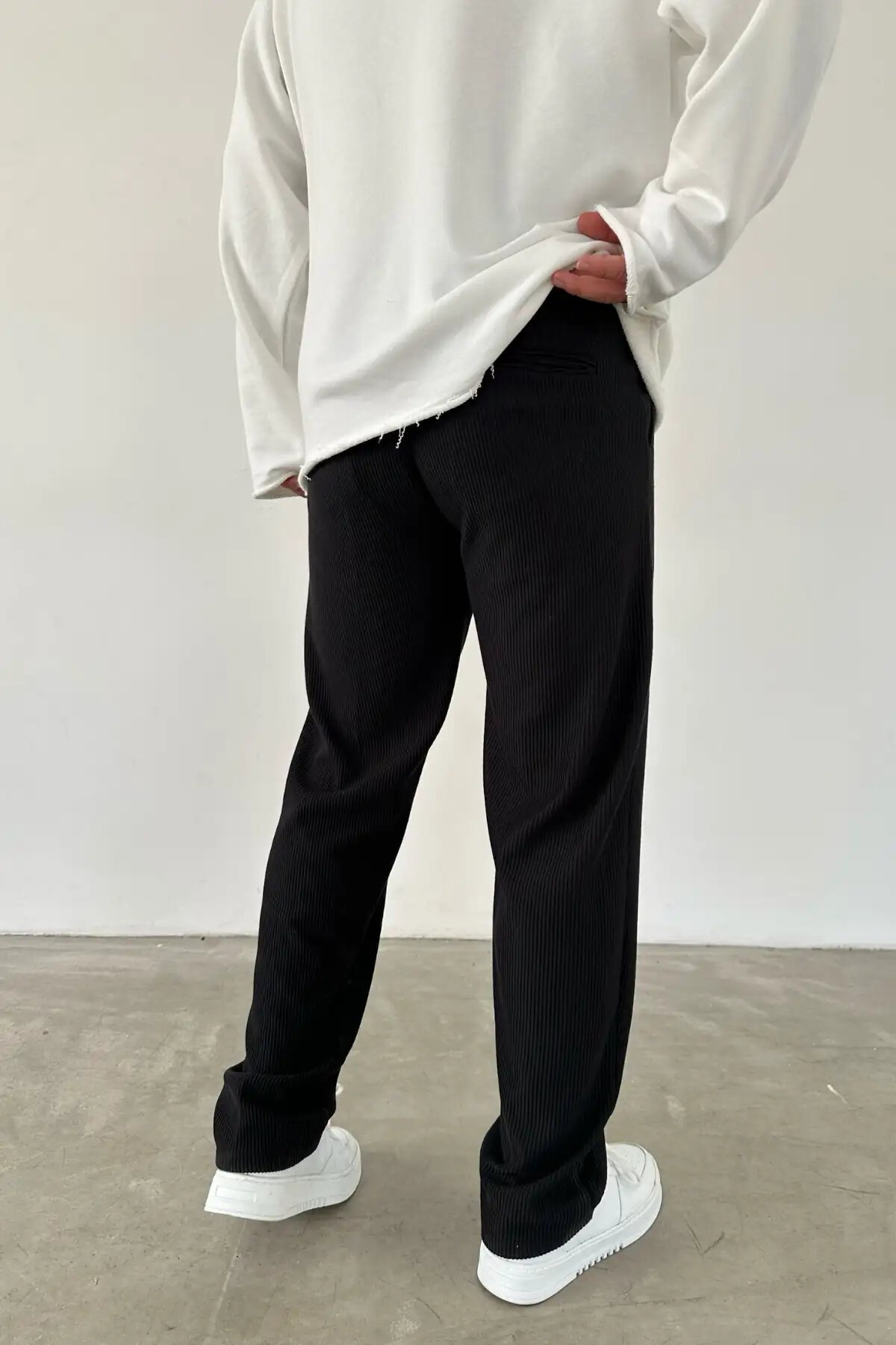 Ribbed Pleated Pants Black