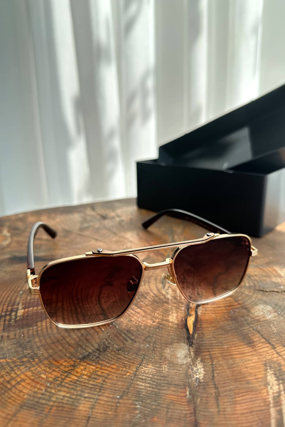 Kahve Cam Gold Detaylı Gözlük