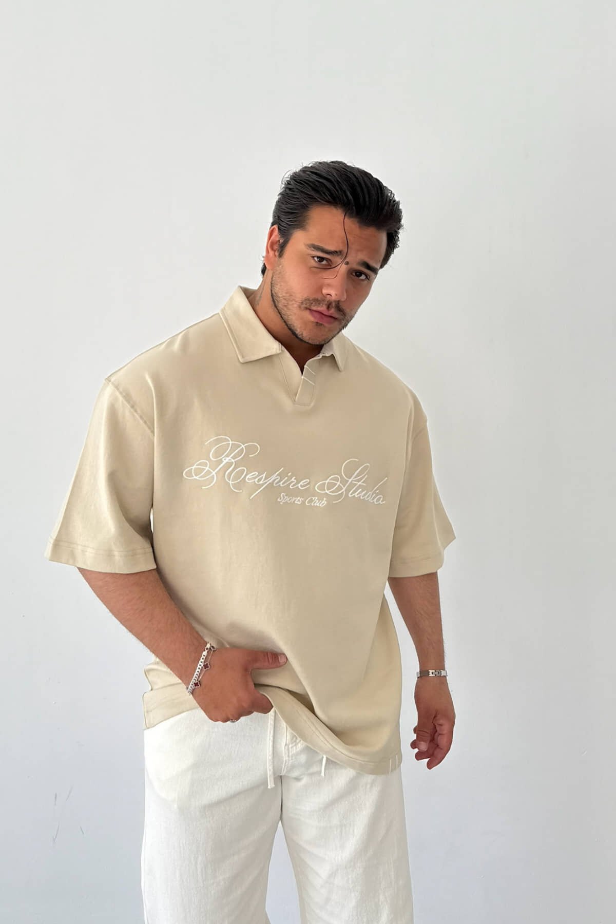 Krem Nakışlı Polo Yaka T-shirt