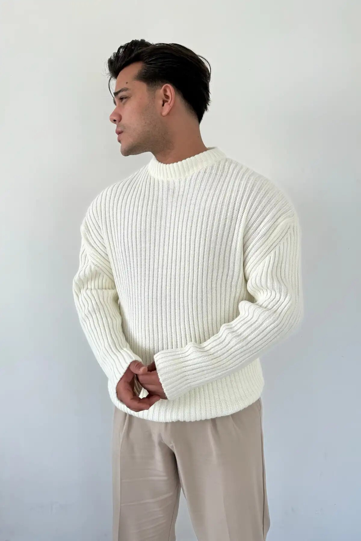 Knit Crew Neck Sweater Ecru