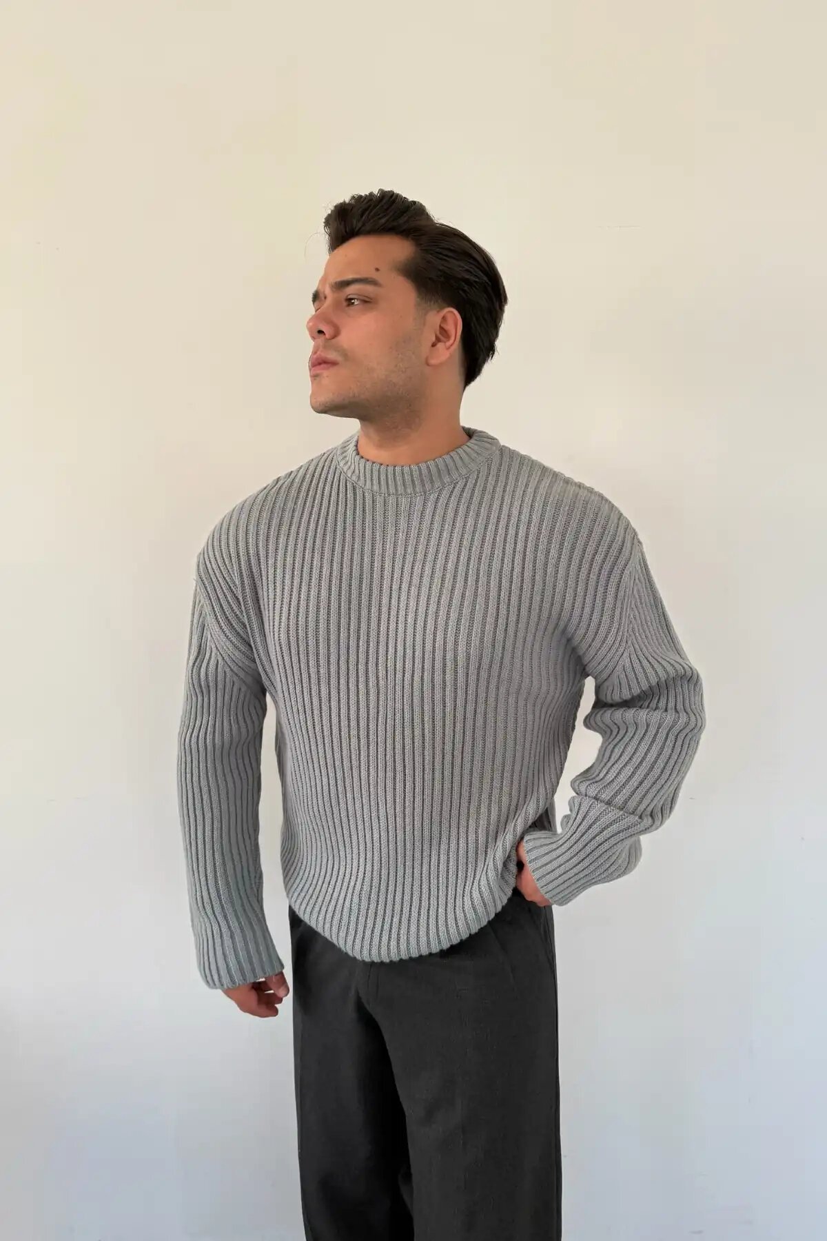 Knit Crew Neck Sweater Gray