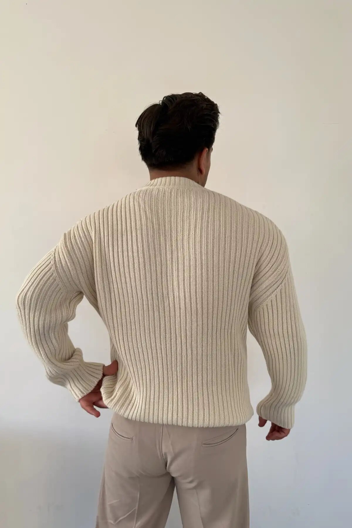 Knit Crew Neck Sweater Cream