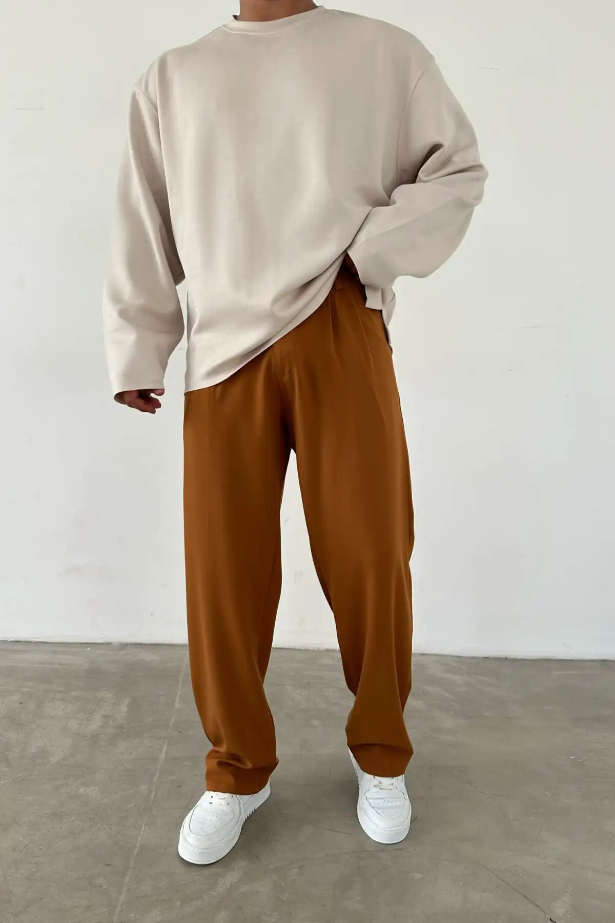 Pleated Baggy Tan Pants