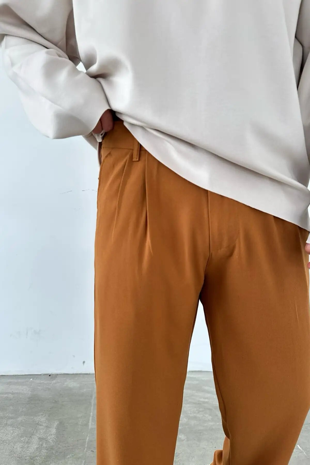 Pleated Baggy Tan Pants