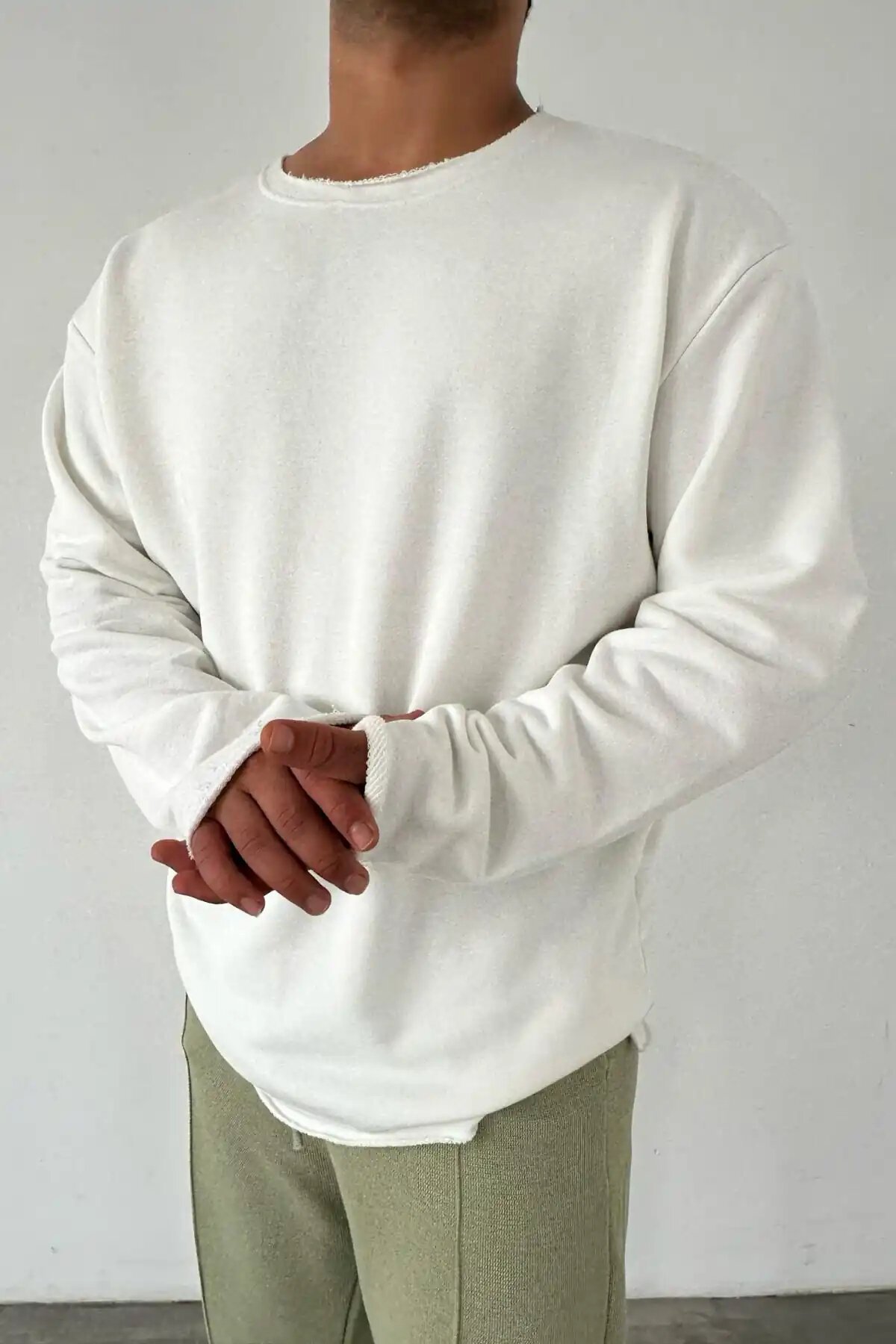 Raw Edge Neck Sweatshirt White