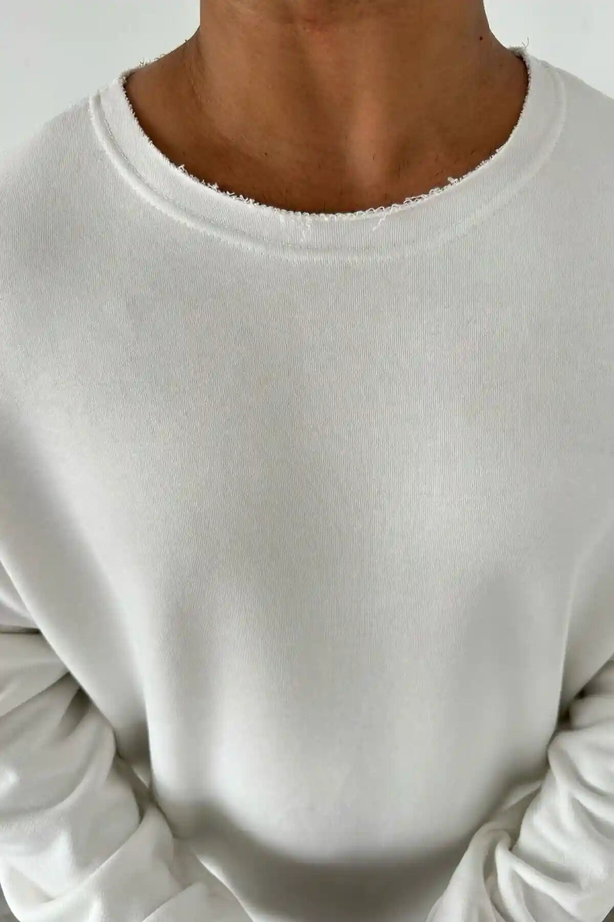 Raw Edge Neck Sweatshirt White