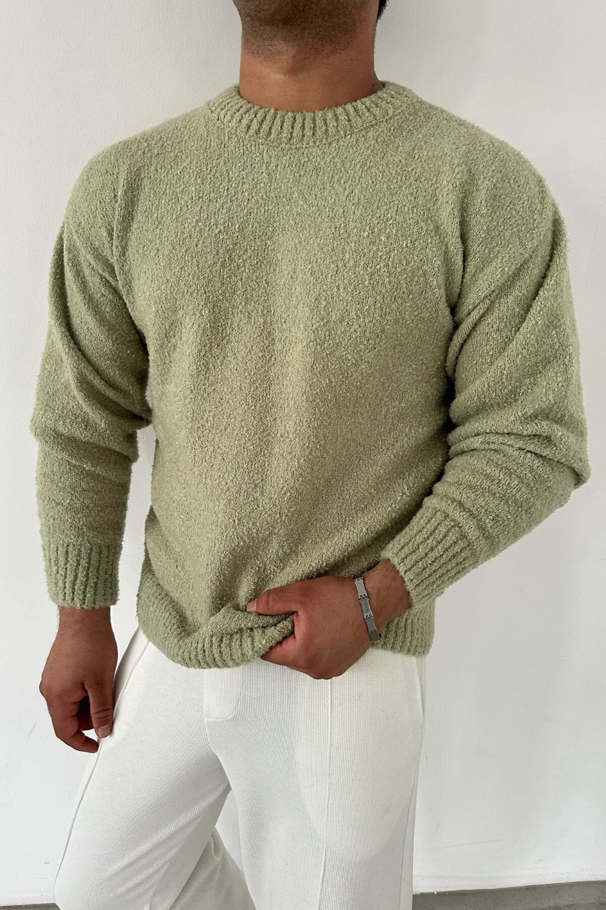 Regular Fit Crew Neck Green Sweater