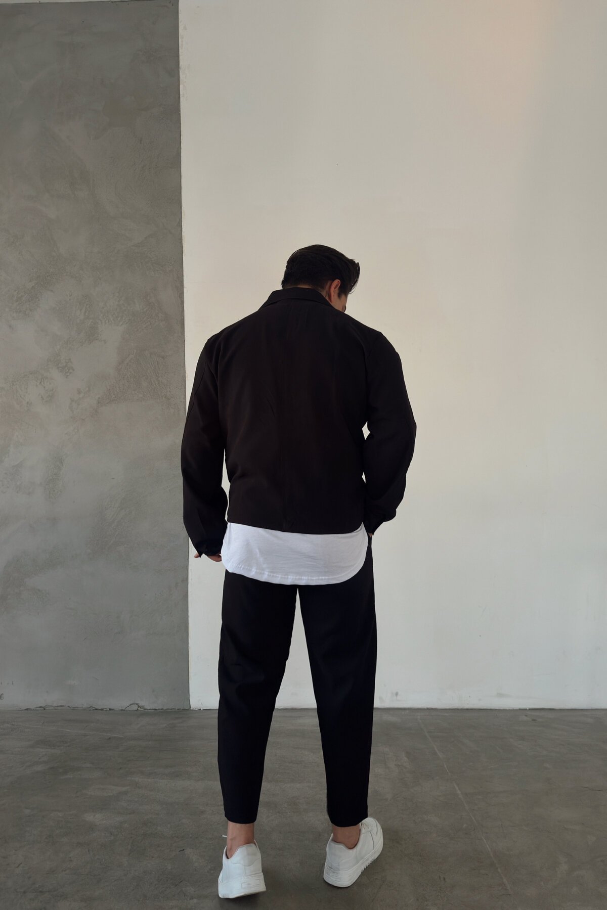 Black Carrot Basic Jogger Pants