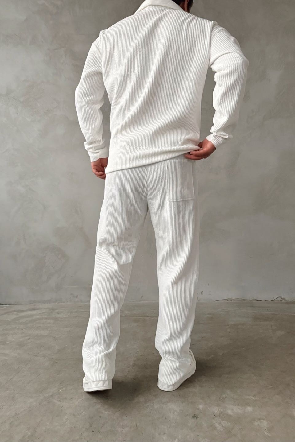 White Ottoman Fabric Ribbed Polo Collar Knitwear