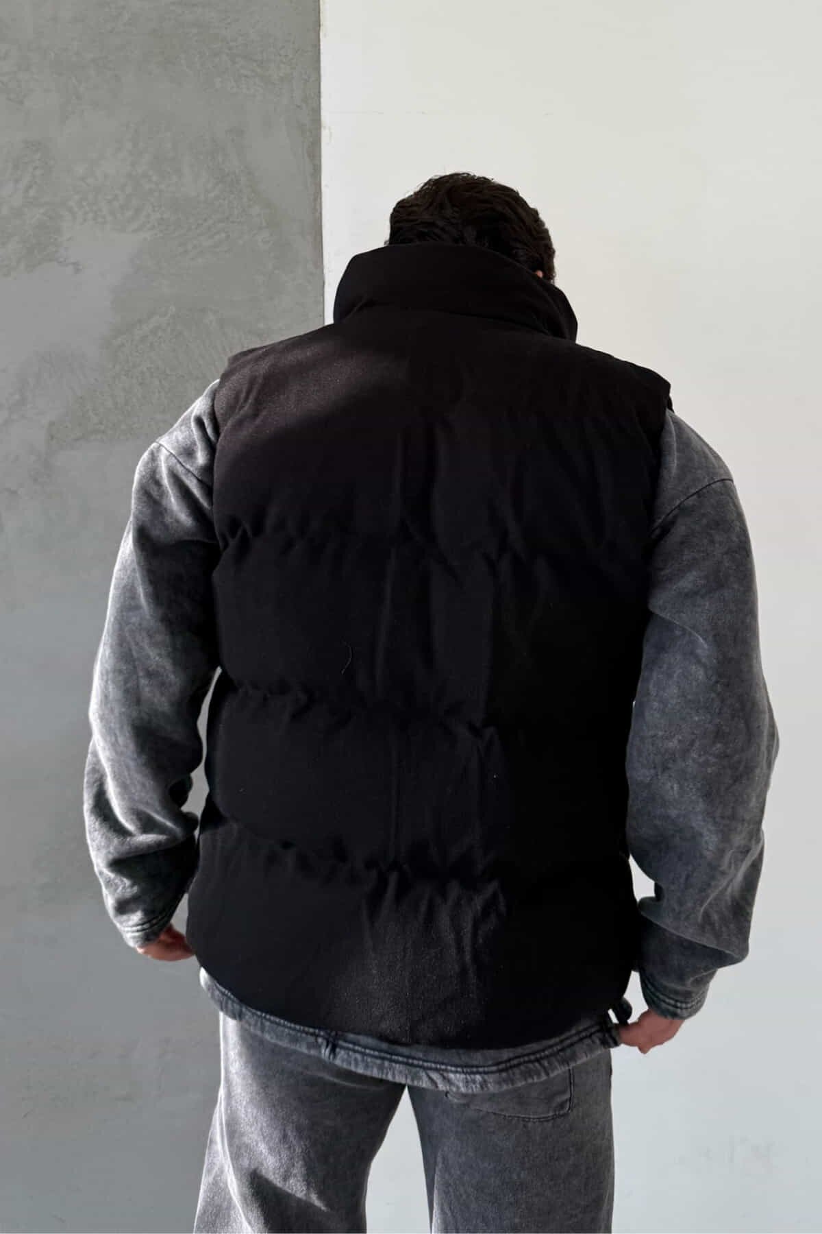 Black Puffer Felt Vest