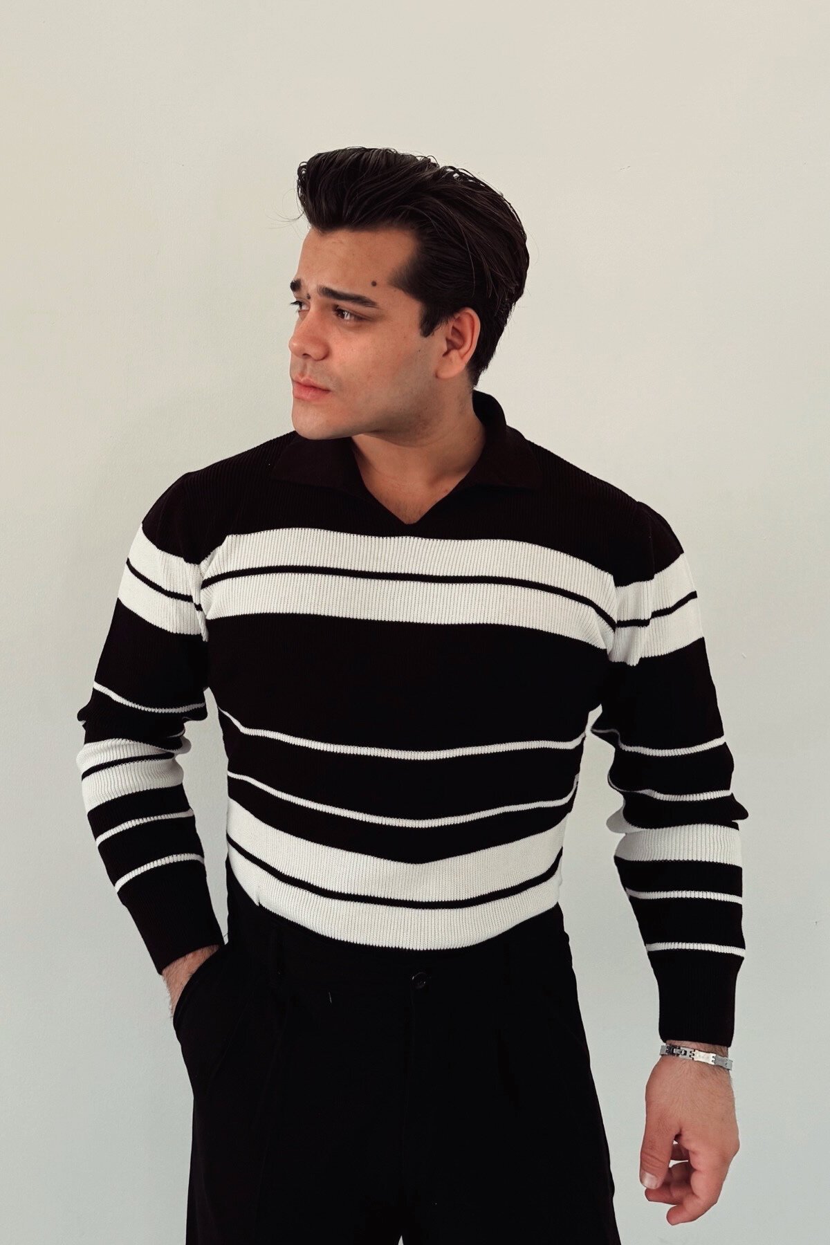 Horizontal Striped Knit Sweater Black