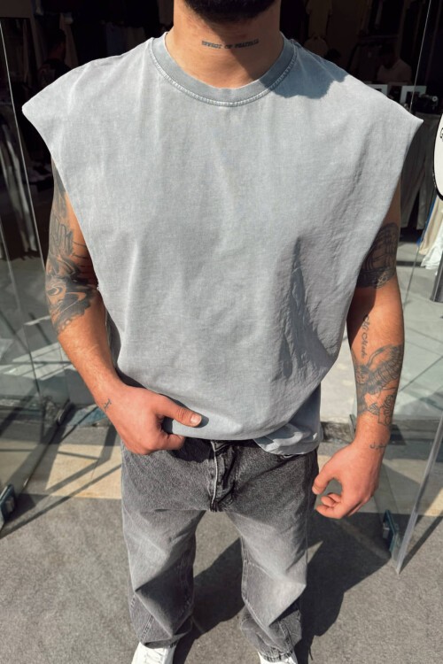 Gri Sıfır Kol T-Shirt